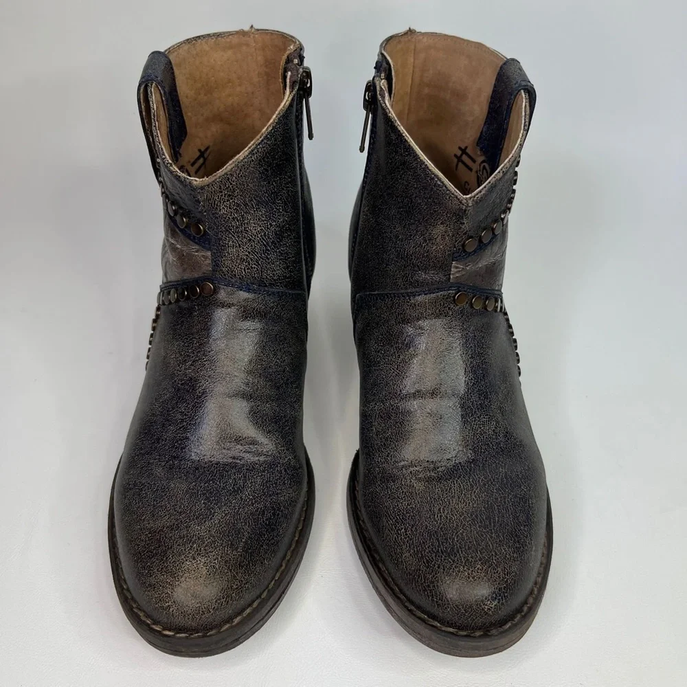 Circle G By Corral Q 5025 LD‎ BLUE STAR INLAY & STUDS ANKLE LEATHER BOOTS Size 7